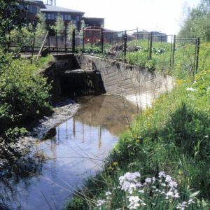 20 Bekken forsvinner under T-banen og går skjult gjennom Økern-området